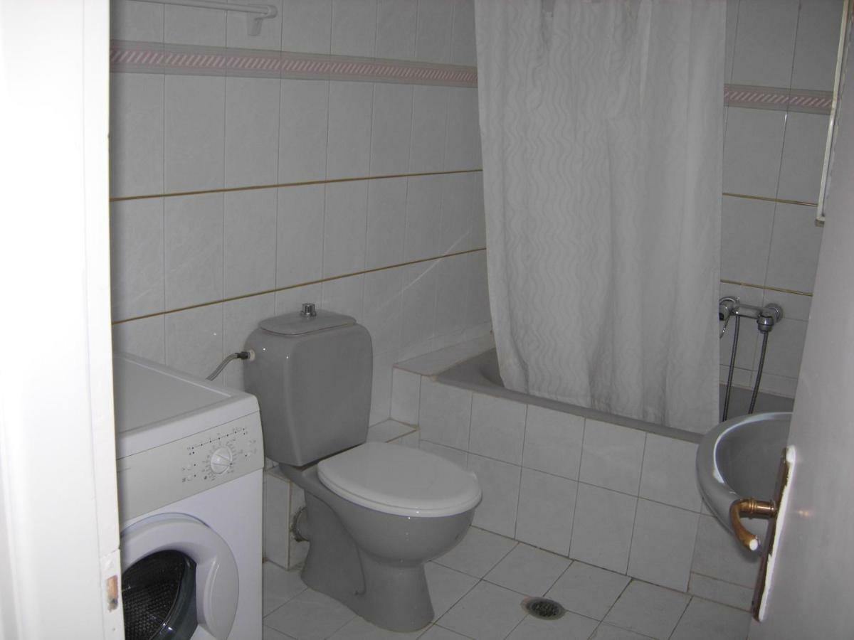 B1 Apt Mytilini Kültér fotó